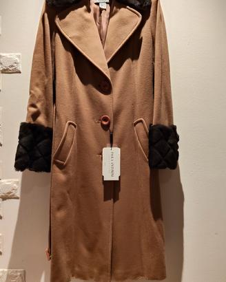 Cappotto nuovo con cartellino Paola Antonini