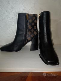 Stivaletti da donna Guess York in misto pelle con