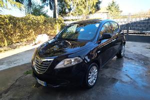 lancia Ypsilon GPL 