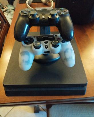 PS 4 slim