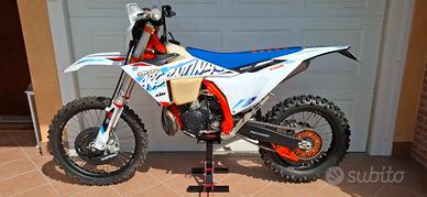 KTM 300 TBI SIX DAYS 