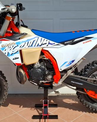 KTM 300 TBI SIX DAYS 