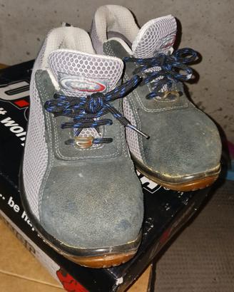 scarpe antinf.  numero 39