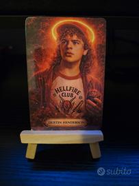 Santino artistico Stranger Things Dustin Handerson