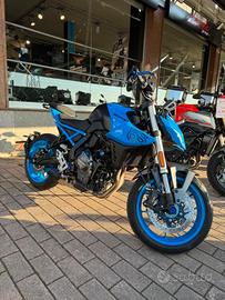 Suzuki GSX-8S - FULL OPTIONAL VALTER MOTO COMPONEN