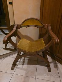 Sedia savonarola vintage