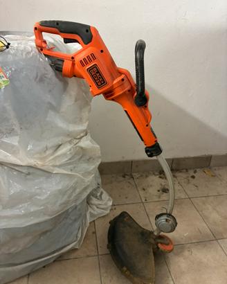 Decespugliatore elettrico Black+Decker 35 cm