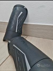 parastinchi adidas nuovi 