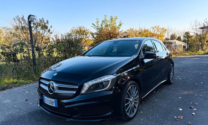 MERCEDES CLASSE A160 DARK NIGHT EDITION 