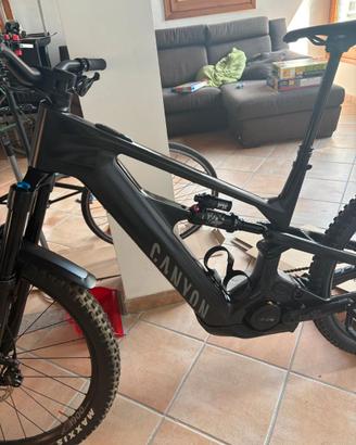 Ebike Canyon Strive Carbonio 185km Garanzia