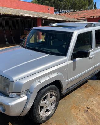 Jeep Commander 3.0 CRD DPF Limited - 178.000km