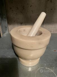 Mortaio pesto in marmo