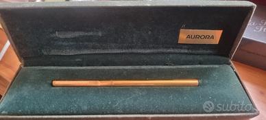 aurora hastil a sfera