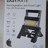 Faro LED Ricaricabile Nuova 