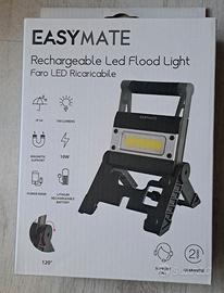 Faro LED Ricaricabile Nuova 