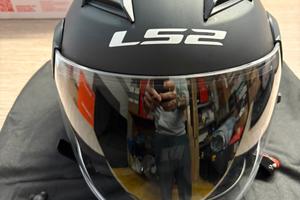 Coppia di caschi LS2 taglia S e XXS