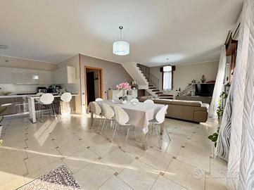 PORZIONE DI BIFAMILIARE A VALLEFOGLIA