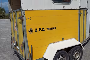 trailer cavalli