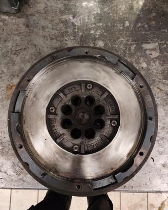 Volano Range rover Jaguar 2.0cc Ingenium