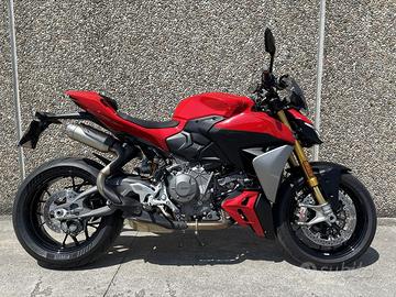 Ducati Streetfighter V2 S