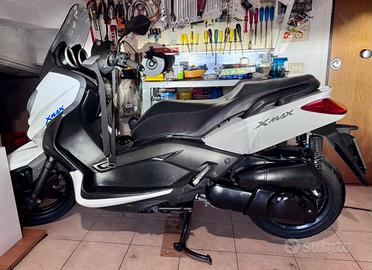 Yamaha X-max 250 2012