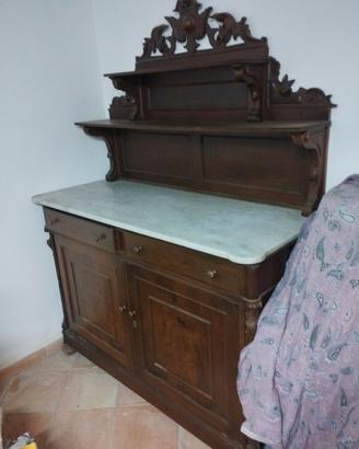 Mobile con piano in marmo