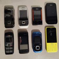 Lotto di n.8 cellulari Nokia vintage da collezione
