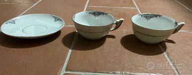 2 tazzine e 1 piattino