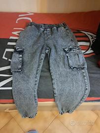 jeans taglia m con tasche