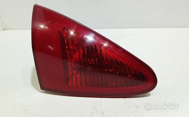 Stop Posteriore Sinistro Integrato nel Portello Al