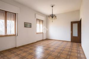 4 LOCALI A SAN GAVINO MONREALE