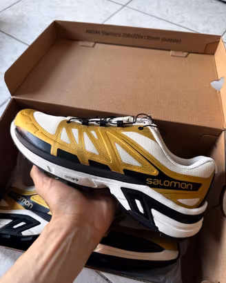 Salomon oro giallo e nero