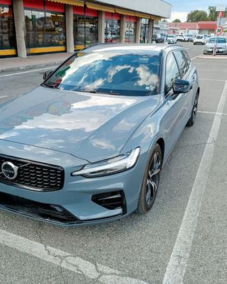 VOLVO V60 My 2024