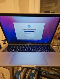 Macbook Pro 13" 2017 512 gb SCHERMO DIFETTOSO