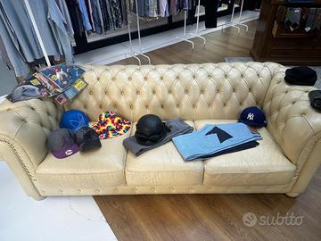 Divano chesterfield originale