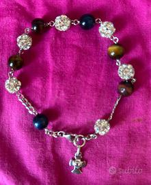 Braccialetto con perline colorate e strass