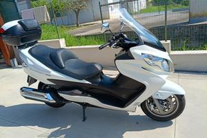 Suzuki Burgman 400