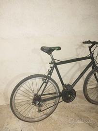 Atala Bici Mountain bike 26" cambio Shimano