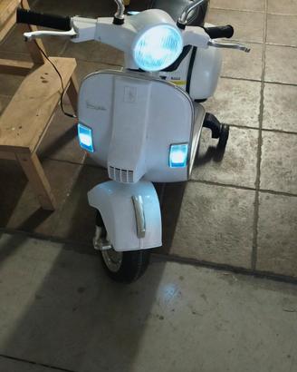 vespa PX elettrica per bambini