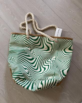 Borsa mare con etichetta