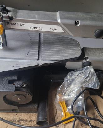 Seghetto a lama vibrante Fervi