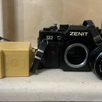 fotocamera Reflex analogica Zenit 122