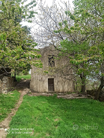 Terreno + casolare nel Parco Nazionale del Pollino