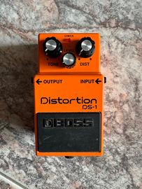 Boss distortion ds-1 pedale chitarra.