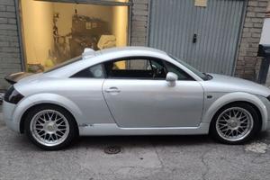 Audi TT Coupé 1.8 Turbo 20V 179 CV – S-Line