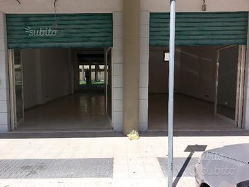 Locale commerciale Monopoli