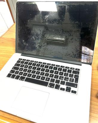 MacBook Pro 15” Retina mid-2015