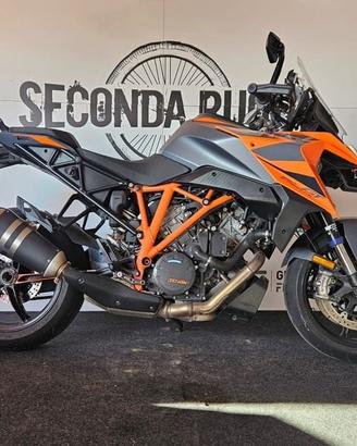 KTM 1290 Super Duke GT
