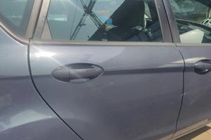 Porta posteriore dx FORD FIESTA del 2011