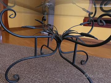 Tavolino ferro battuto e vetro